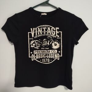 15/$22 Garage Boy's Black Graphic Tee Size XS